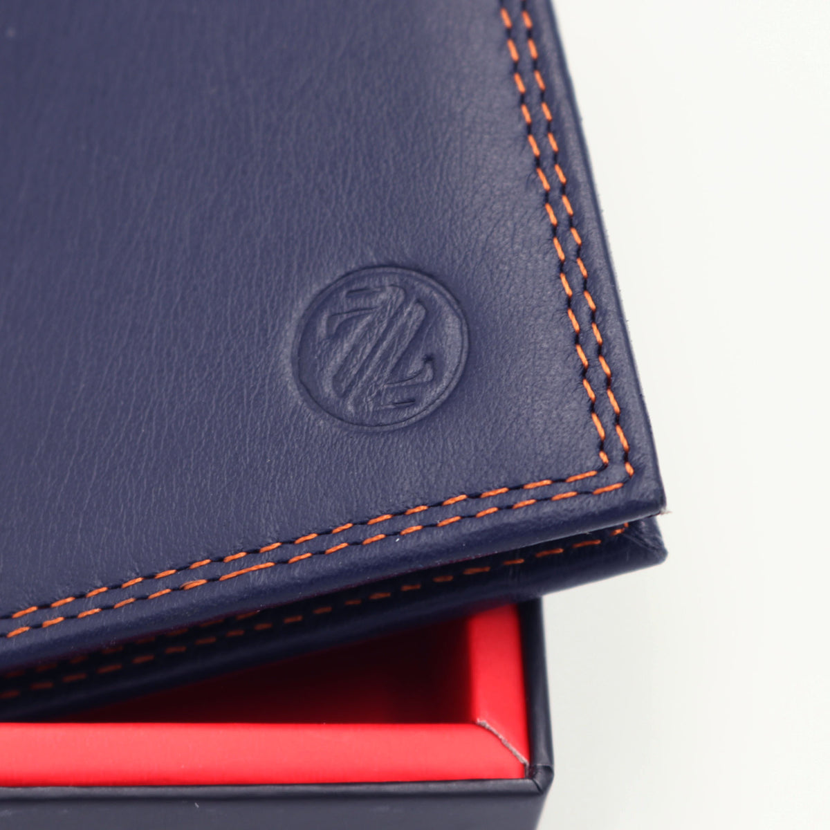 Zelora Paris Men’s Genuine Leather Small Minimalist Wallet - Blue