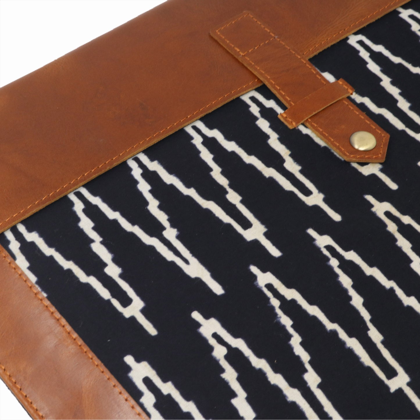 ZELORA PARIS Black Floral Kalamkari Edition Laptop